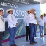 Entrega Bedolla rehabilitación del tramo carretero Puruándiro-Pastor Ortiz