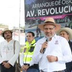 Bedolla continúa modernización de la avenida Revolución en Uruapan