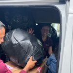 Caravana de Seimujer lleva productos menstruales tras inundaciones en Penjamillo