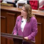 Fabiola Alanís impulsa reforma constitucional para sancionar la violencia política de género en Michoacán.