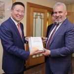 Bedolla y embajador de China refuerzan colaboración comercial, cultural y académica